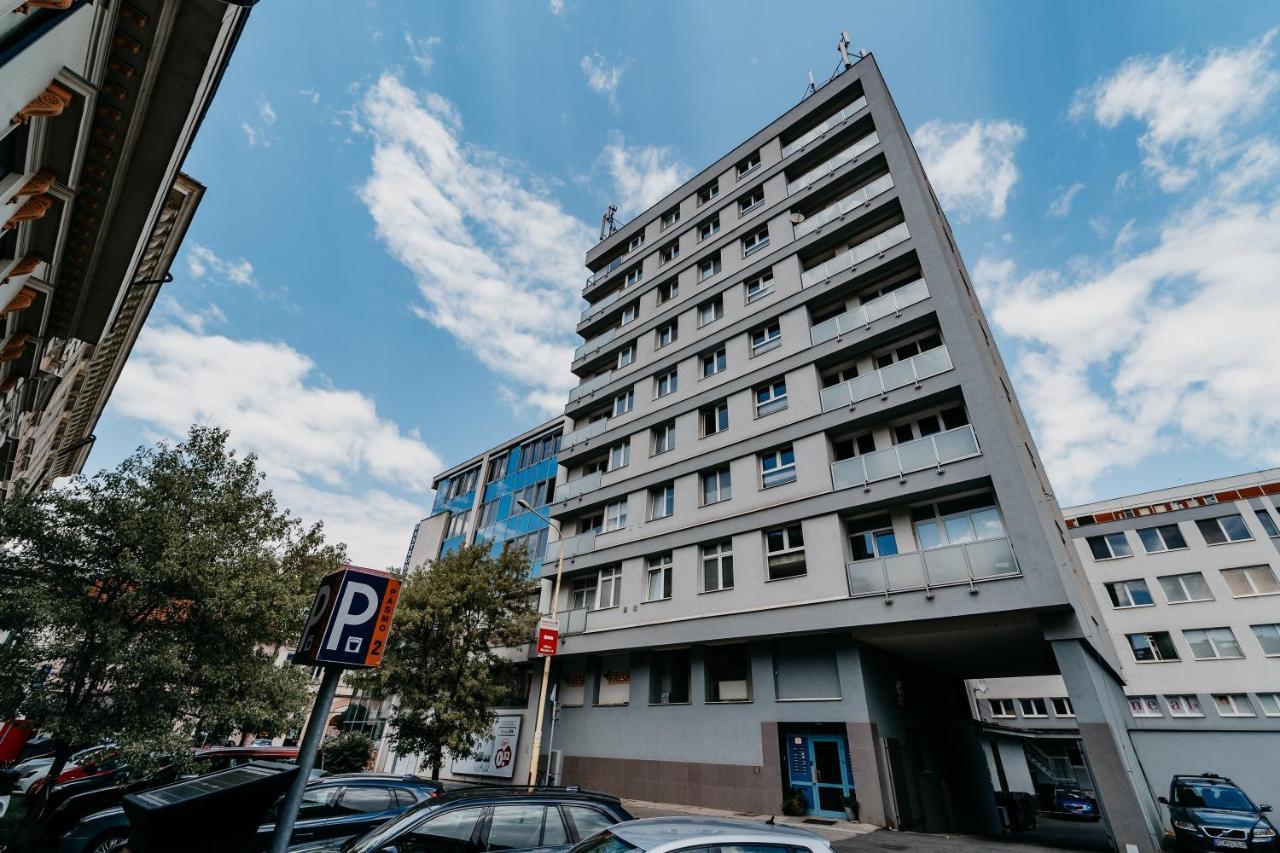 Ah Skynight Puskinova Kosice Exterior photo